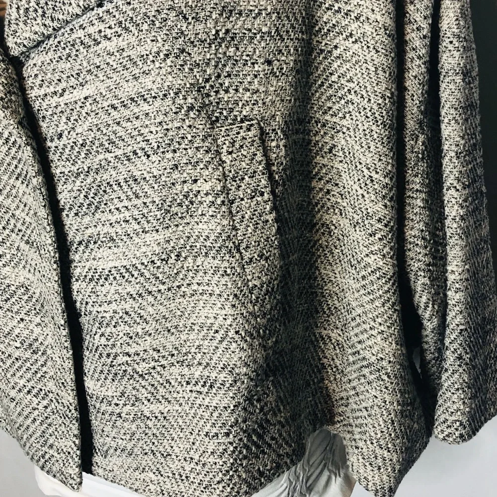 Last Day Last Chance Eileen Fisher Black/Cream/White Cape Style Jacket